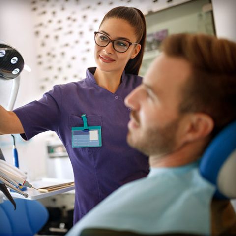 image promoting the Dental Assistant Certificate at Inventions Academy at IA Global